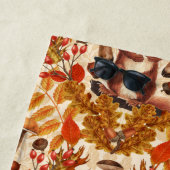 Herbstfalke auf Weiß Strandtuch (Beispiel)