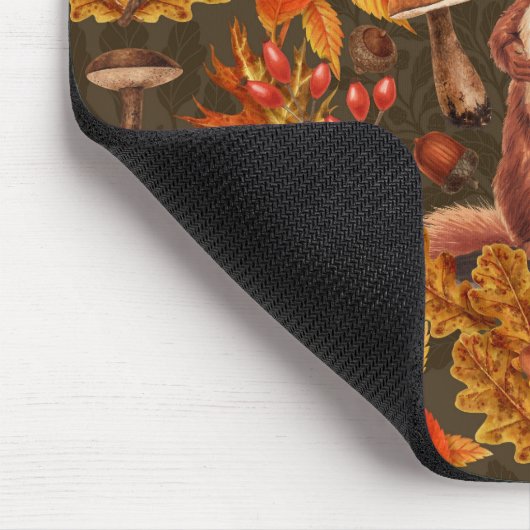 Herbstfalke in dunkelbraun mousepad (Ecke)