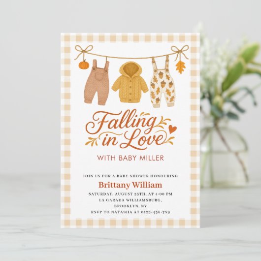 Herbstfallen in der Liebe Kinderkleidung Babydusch Einladung (Stehend Vorderseite)