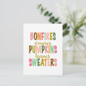 Herbstfalltypografie Bonfire Pumpkins Sweaters Postkarte (Stehend Vorderseite)