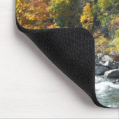 Herbstfarbe im Ohiopyle Staat Park Mousepad (Ecke)