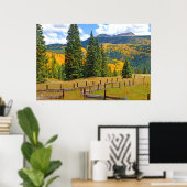 Herbstfarbe in der Landschaft Poster (Heimbüro)