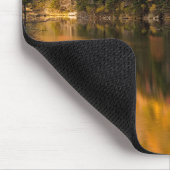 Herbstfarben auf dem Biberteich Mousepad (Ecke)