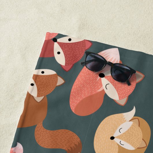 Herbstfarben für mit Monogramm Waldfüchse Herbst Strandtuch (Beispiel)