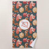 Herbstfarben für mit Monogramm Waldfüchse Herbst Strandtuch (Vorderseite)