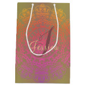 Herbstfarben-Mandala-Monogram-Geschenktasche Mittlere Geschenktüte (Rückseite)