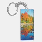 Herbstfarben reflektieren in einem Bach in Vermont Schlüsselanhänger (Vorderseite links)