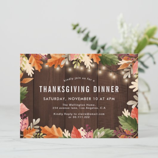 Herbstfarben rustikales Holz Erntedank Abendessen Einladung (Stehend Vorderseite)