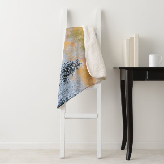 Herbstfarben von Aspens & Fresh Snow Keebler Pass Sherpadecke (Beispiel)