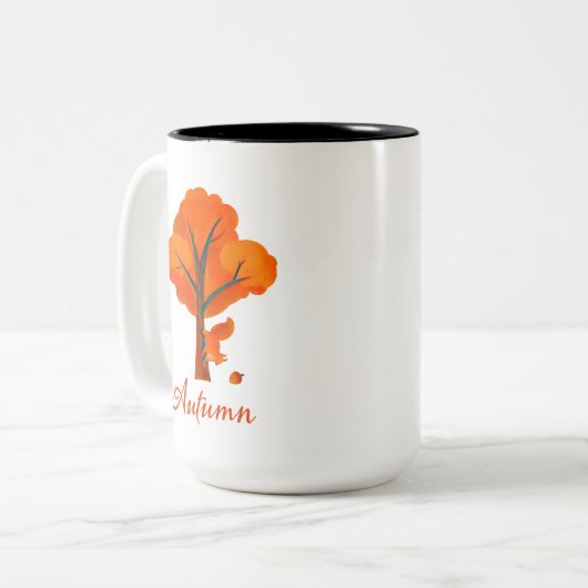 Herbstfarbener Baum und Eichhörnchen Zweifarbige Tasse (Vorderseite Links)