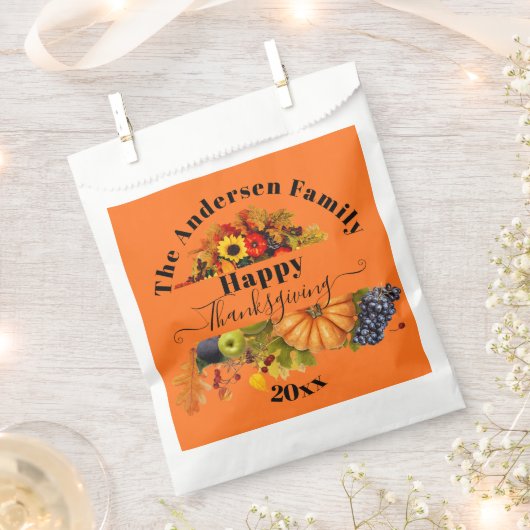 Herbstfrucht Blume und Blätterteiggebäck Geschenktütchen (Ausgeschnitten)