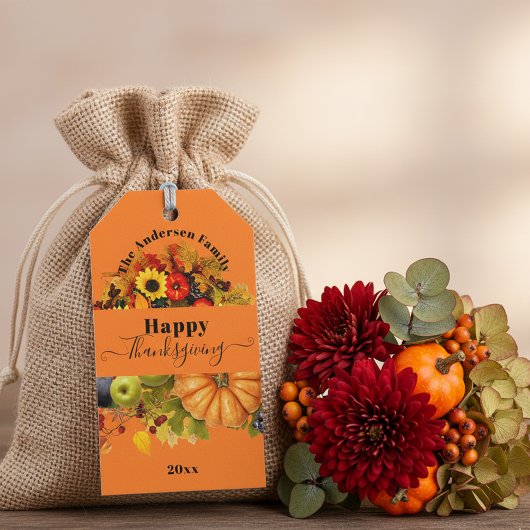 Herbstfrüchte Blumen und Laub Frohes Erntedankfest Geschenkanhänger