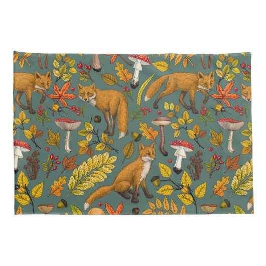 Herbstfüchse auf Kieferngrün Kissenbezug (Rückseite-Rechts)