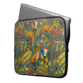 Herbstfüchse auf Kieferngrün Laptopschutzhülle (Vorderseite Links)