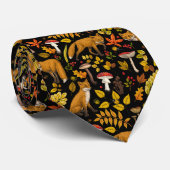 Herbstfüchse auf schwarz krawatte (Gerollt)