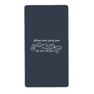 Herbstgänge fallen wie Stücke herunter