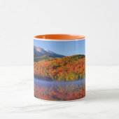 Herbstgebirge | New York Tasse (Zentrum)