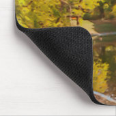 Herbstgelber Park Reflektion Farbe Mousepad (Ecke)