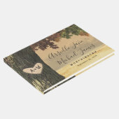 Herbstgemeißelte Eichenbäume Rustikale Waldhochzei Gästebuch (Ecke)