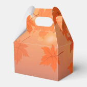 Herbstgestaltung mit Ahorn-Blätter und Bukett-Effe Geschenkschachtel (Rückseite)