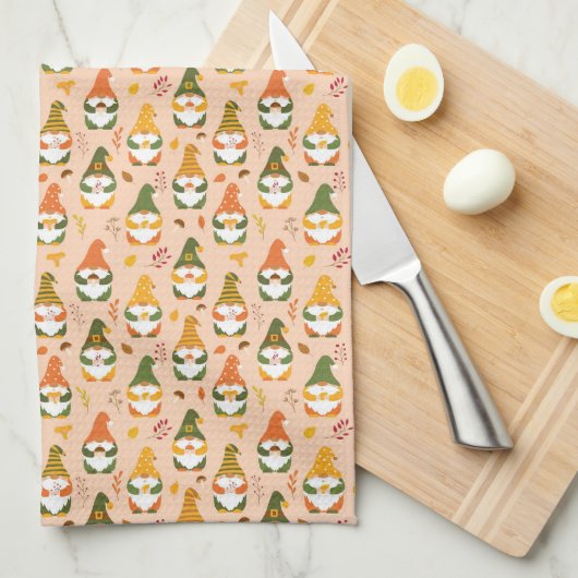 Herbstgnomen im Waldmuster Geschirrtuch (Viertel Falte)