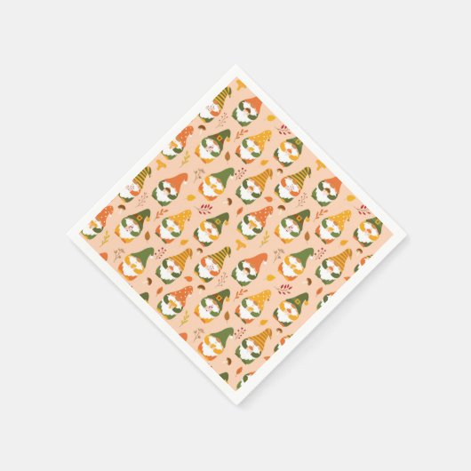 Herbstgnomen im Waldmuster Serviette (Ecke)