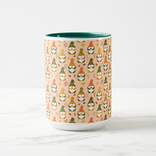 Herbstgnomen im Waldmuster Tasse (Zentrum)