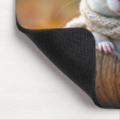 HerbstHamster in einer Walnuss-Muschel Mousepad (Ecke)