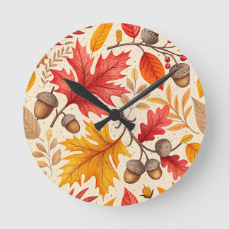 Herbstharmonie: Ein farbenfrohes Herbstmuster Runde Wanduhr