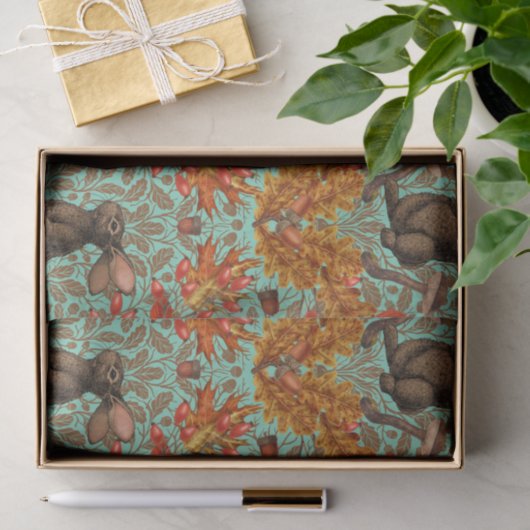 Herbstkaninchen auf hellgrün seidenpapier (Geschenk)