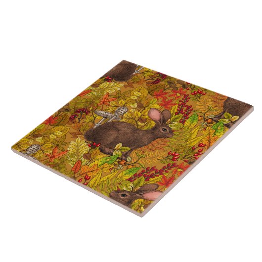 Herbstkaninchen auf Ocker Fliese (Seite)