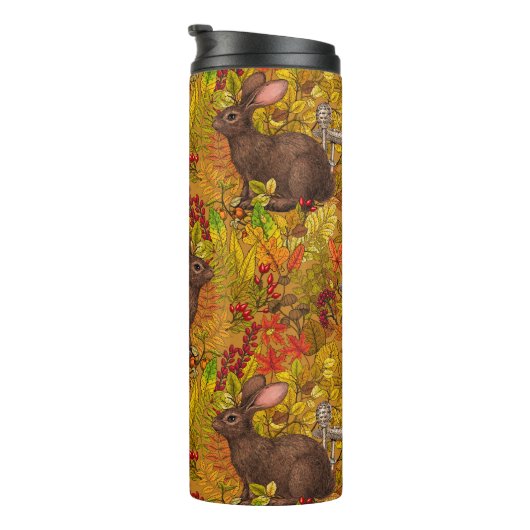 Herbstkaninchen auf Ocker Thermosbecher (Nach rechts gedreht)