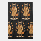 Herbstkatze mit Kaffee zum Erntedank Geschirrtuch (Vertikal)