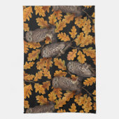 Herbstkauz auf schwarz geschirrtuch (Vertikal)