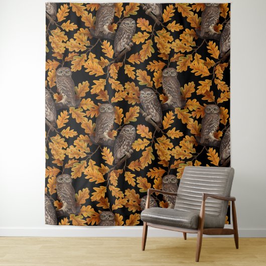 Herbstkauz auf schwarz wandteppich (Beispiel)