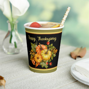 Herbstkürbis und Blätter aus Eiche Pappbecher