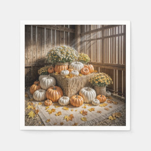 Herbstkürme auf einem Heuballen Serviette