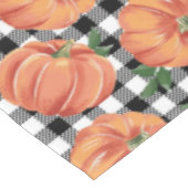 Herbstkürme mit schwarzem und weißem Gingham Fall Tischdecke (Schrägansicht)