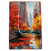 Herbstlandschaft-Geschenktasche Mittlere Geschenktüte (Rückseite)