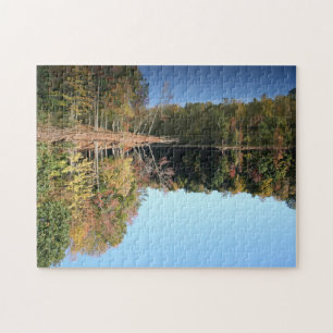Herbstlaub, die im Blue Water Color Foto reflektie Puzzle