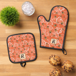 Herbstlaub-Eicheln-Muster Orange Monogramm Ofenhandschuh & Topflappen-Set