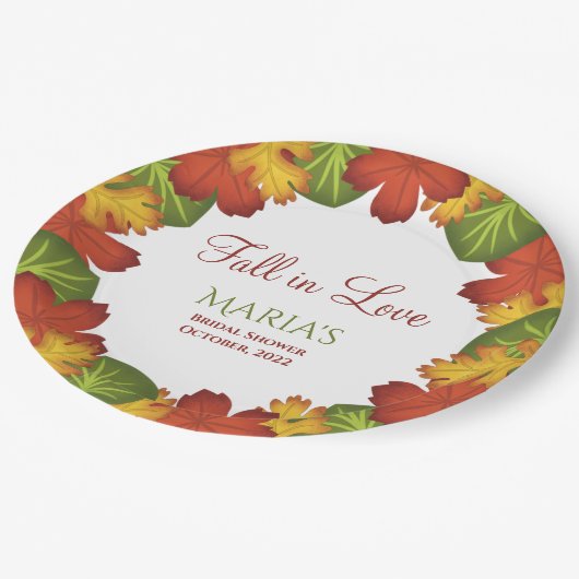 Herbstlaub fallen im Brautparty der Liebe Pappteller (Schrägansicht)