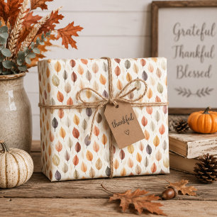 Herbstlaub-Geschenkverpackung in Rostbraun, Creme Geschenkpapier