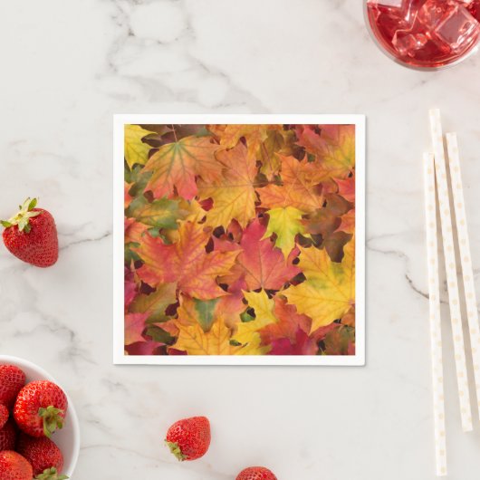 Herbstlaub Herbstfarbencocktail Serviette (Beispiel)