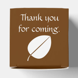 Herbstlaub in Schokoladen-Geschenkbox Geschenkschachtel