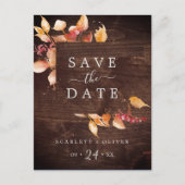 Herbstlaub | Rustikales Holz Save the Date Postkar Einladungspostkarte (Vorderseite)