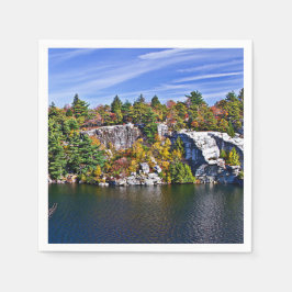 Herbstlaub um See Minnewaska Serviette