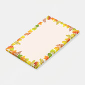 Herbstlaube auf hellbeigen Dingen zu tun Post-it Klebezettel (angewinkelt)