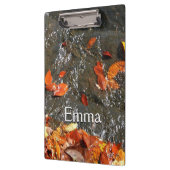 Herbstlaube im Wasserfall I Herbstfotografie Klemmbrett (Links)