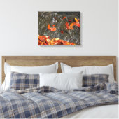 Herbstlaube im Wasserfall I Herbstfotografie Leinwanddruck (Insitu (Schlafzimmer))